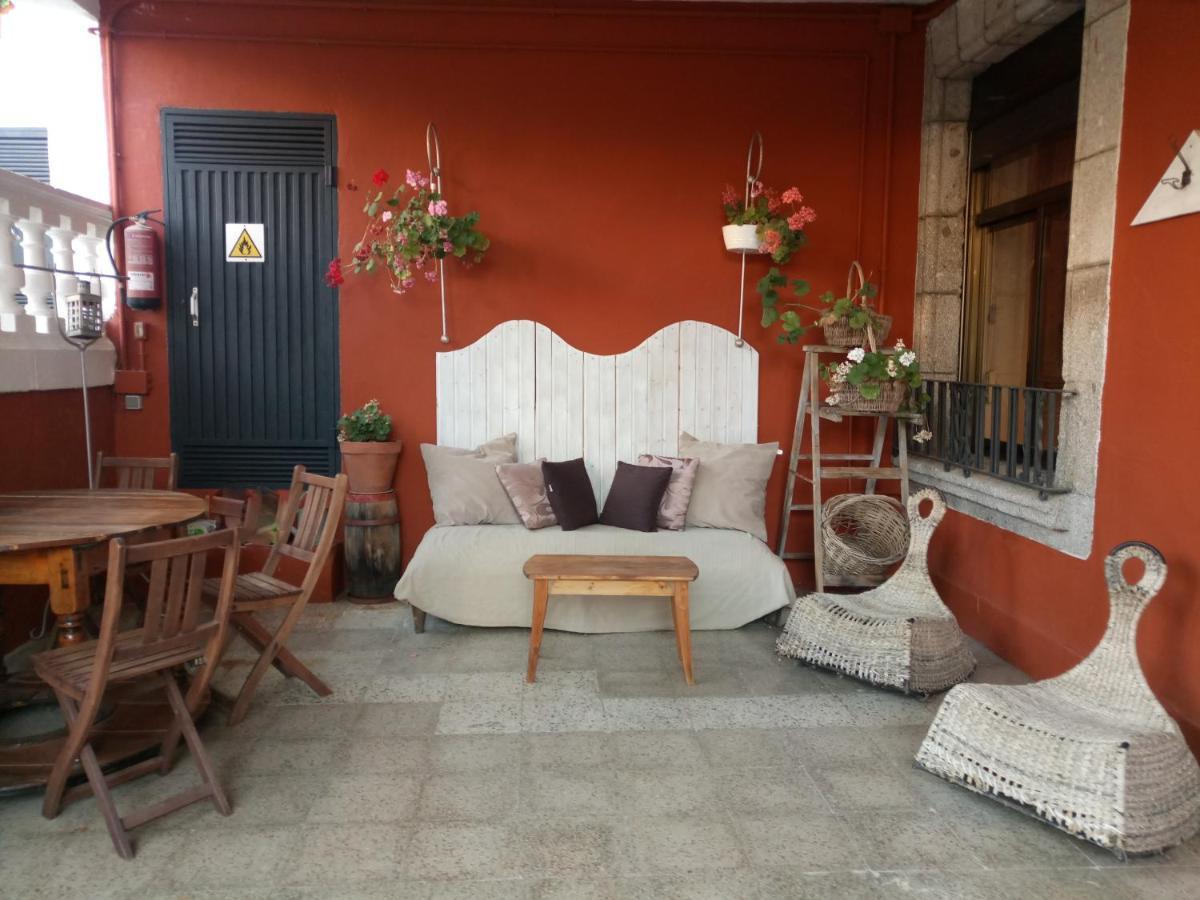 Hotel Villa Maria Fuentes de Bejar Exterior photo